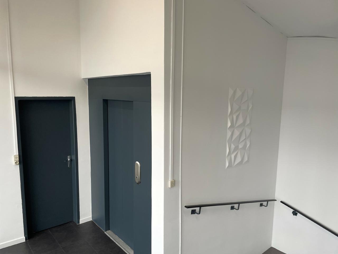 Bureau Fleury-les-Aubrais 104m² Location bureau Fleury-les-Aubrais Loiret OLBUR2119953 1